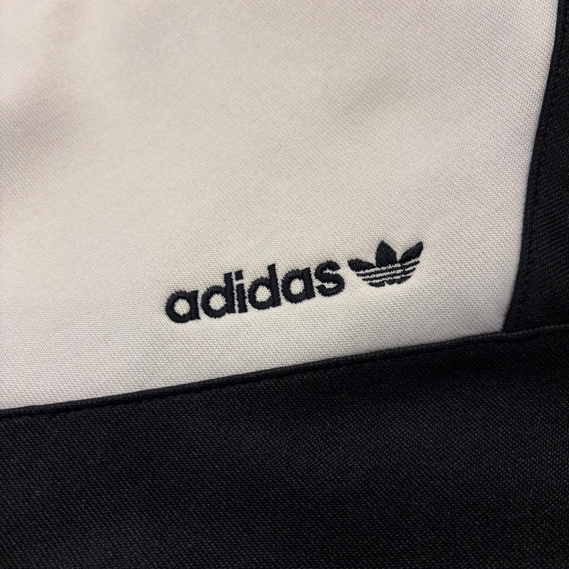 [M] 18s 아디다스 올드스쿨 블랙/화이트 트랙탑 B508 상품이미지4