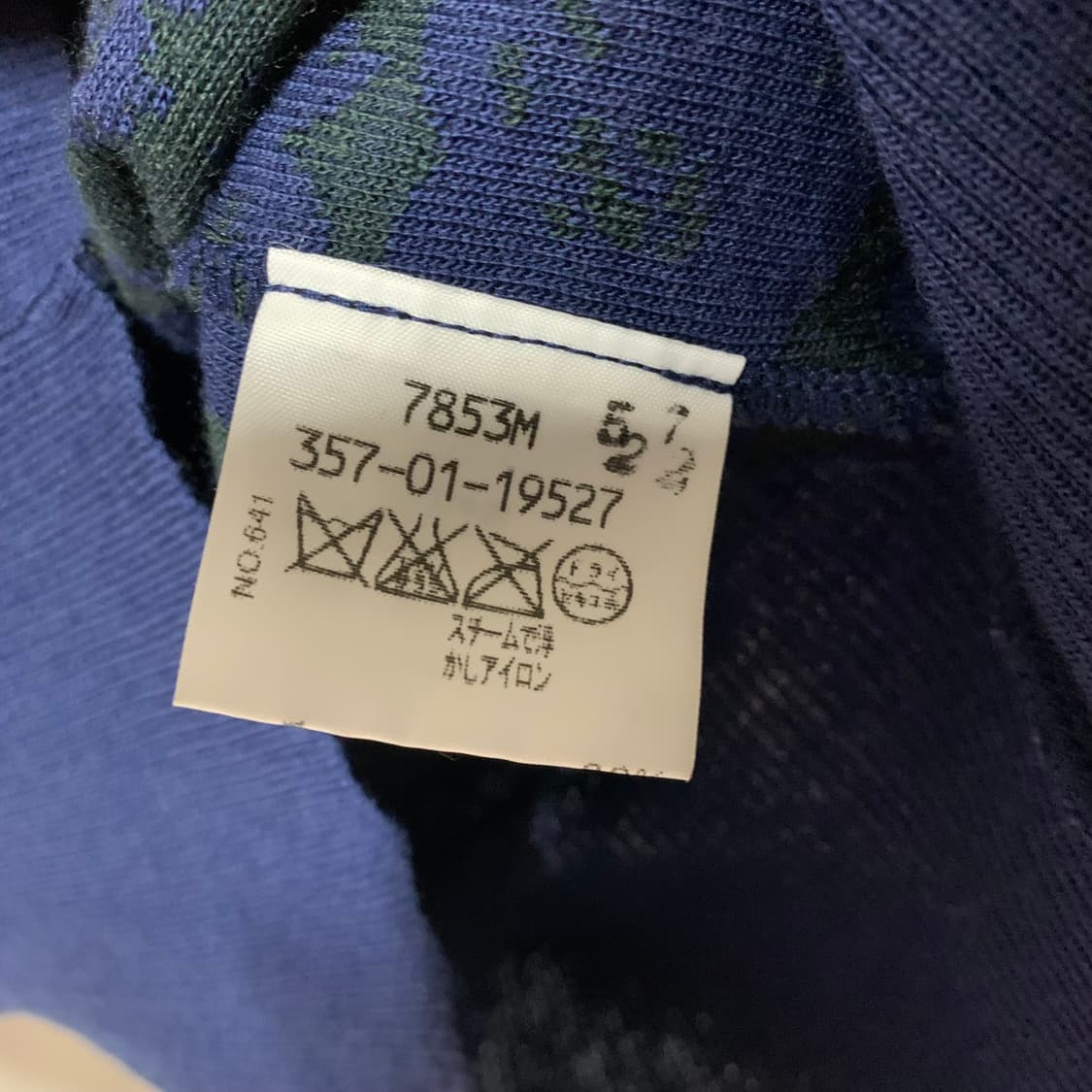 새상품viviennewestwood 오프숄더 플라워 울 긴팔티 상품이미지9