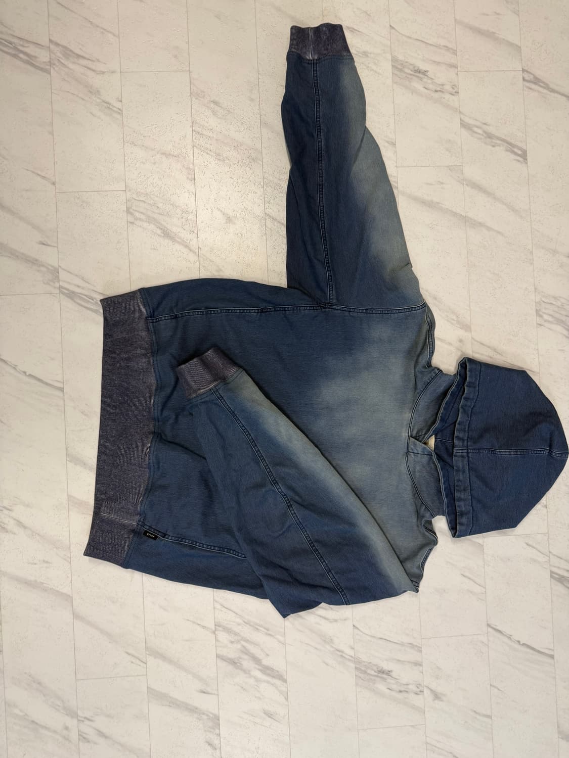 솔리드옴므 후드티 상품이미지1