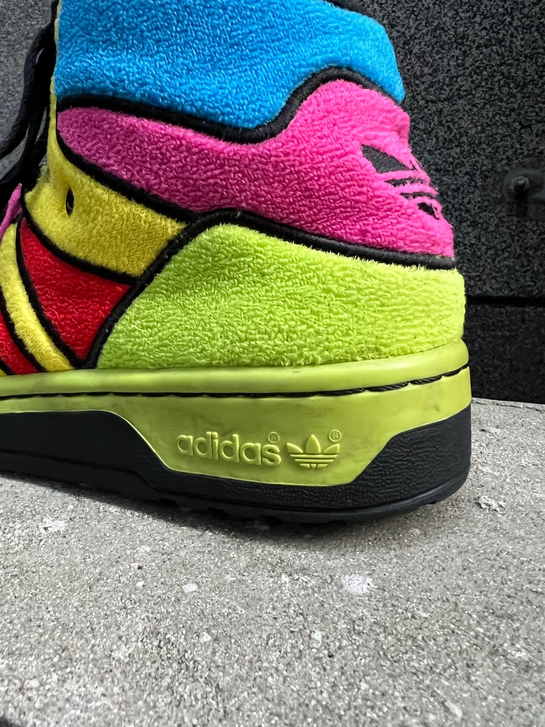 제레미스캇x아디다스 멀티컬러 슈즈 상품이미지7