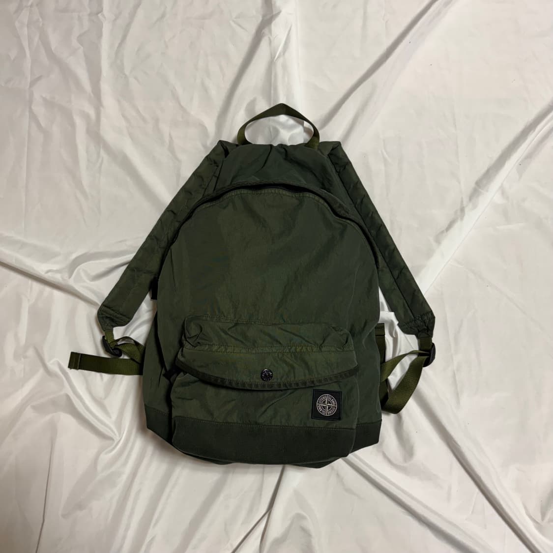 [OS] 스톤아일랜드 나일론 백팩 상품이미지1