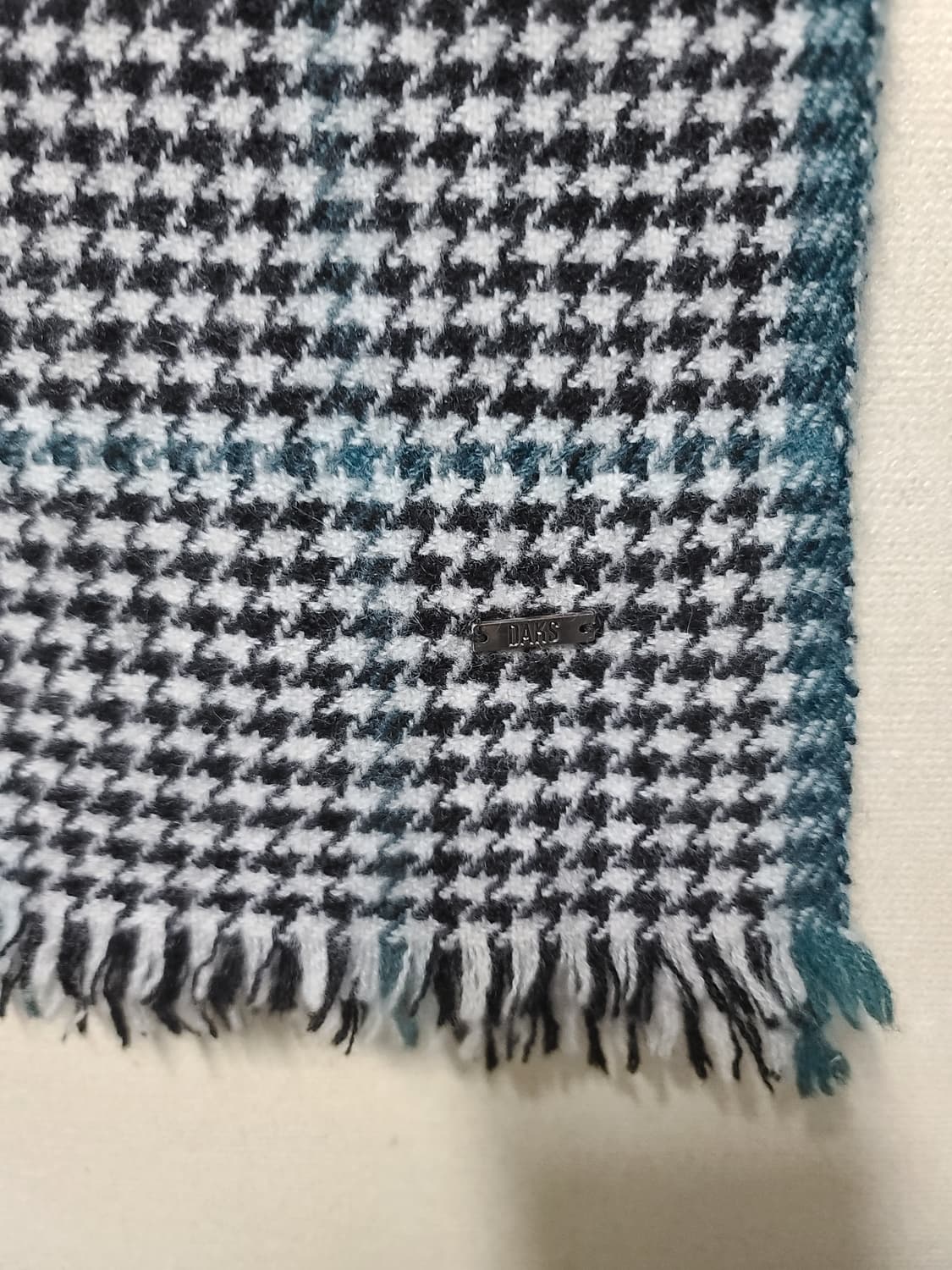 닥스 하운드투스 캐시미어 머플러 상품이미지3
