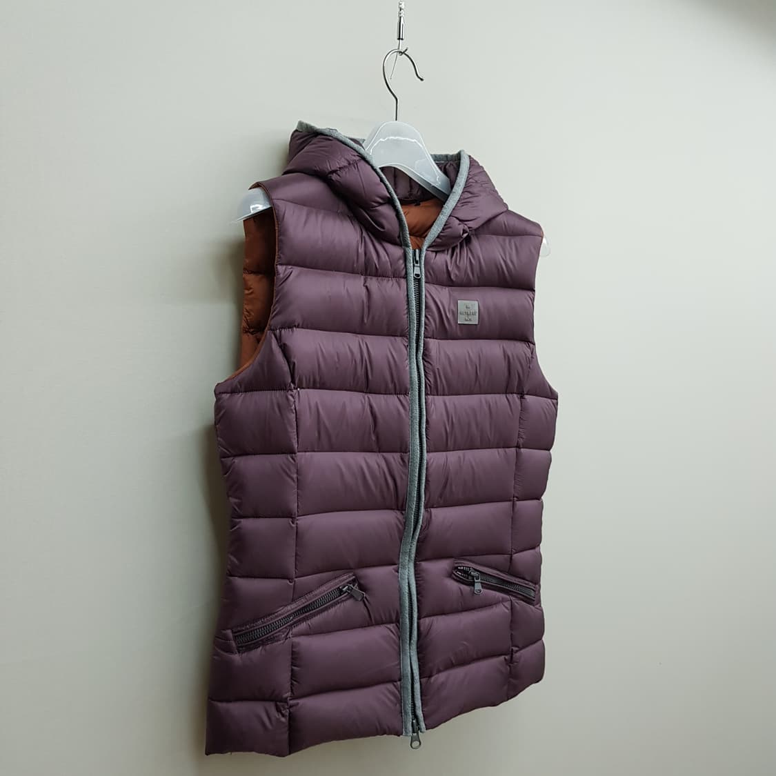 HETREGO  구스다운 후드 경량 패딩 베스트 IT 42사이즈 상품이미지3