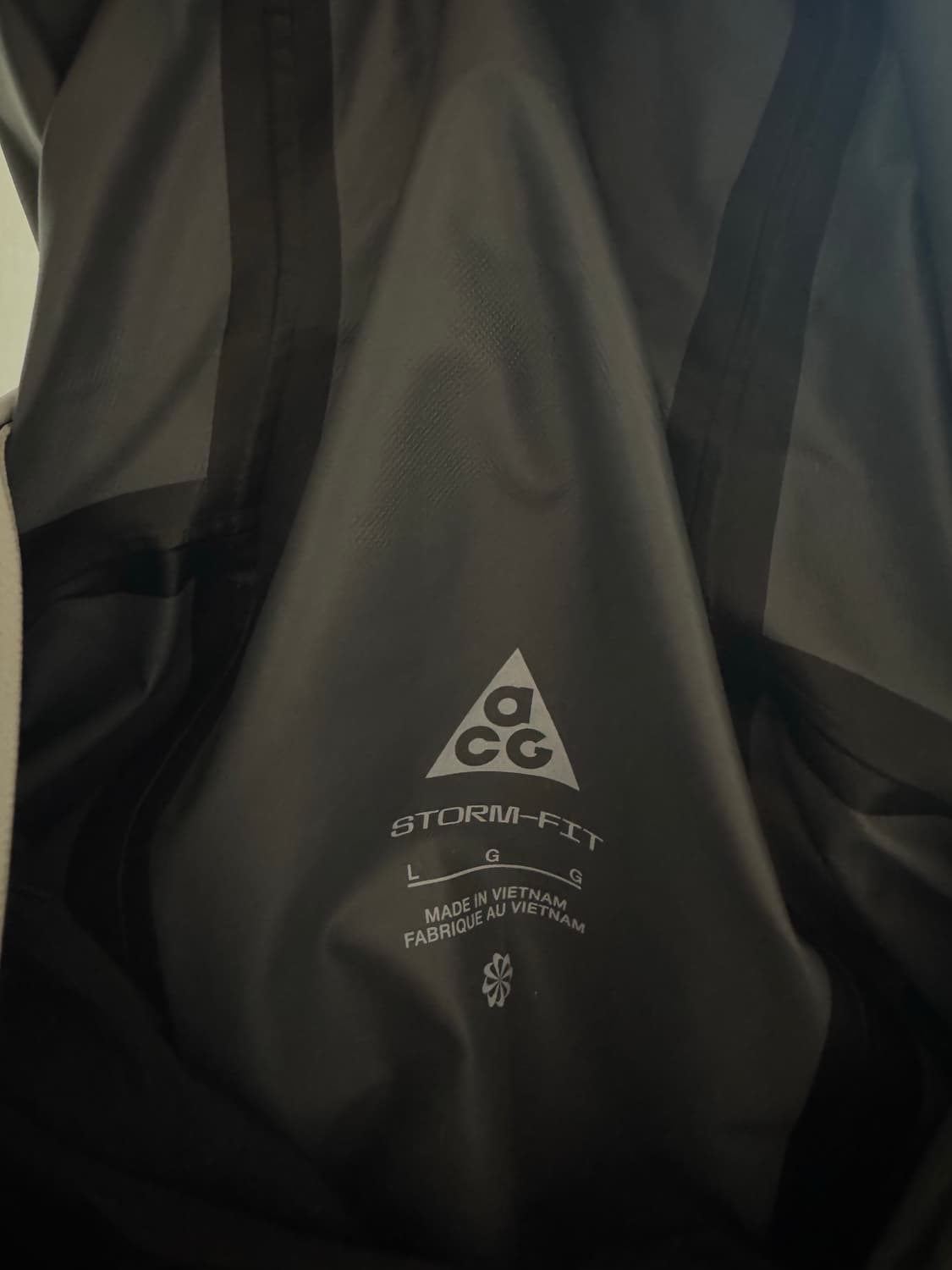 나이키 ACG 바람막이 자켓 상품이미지2