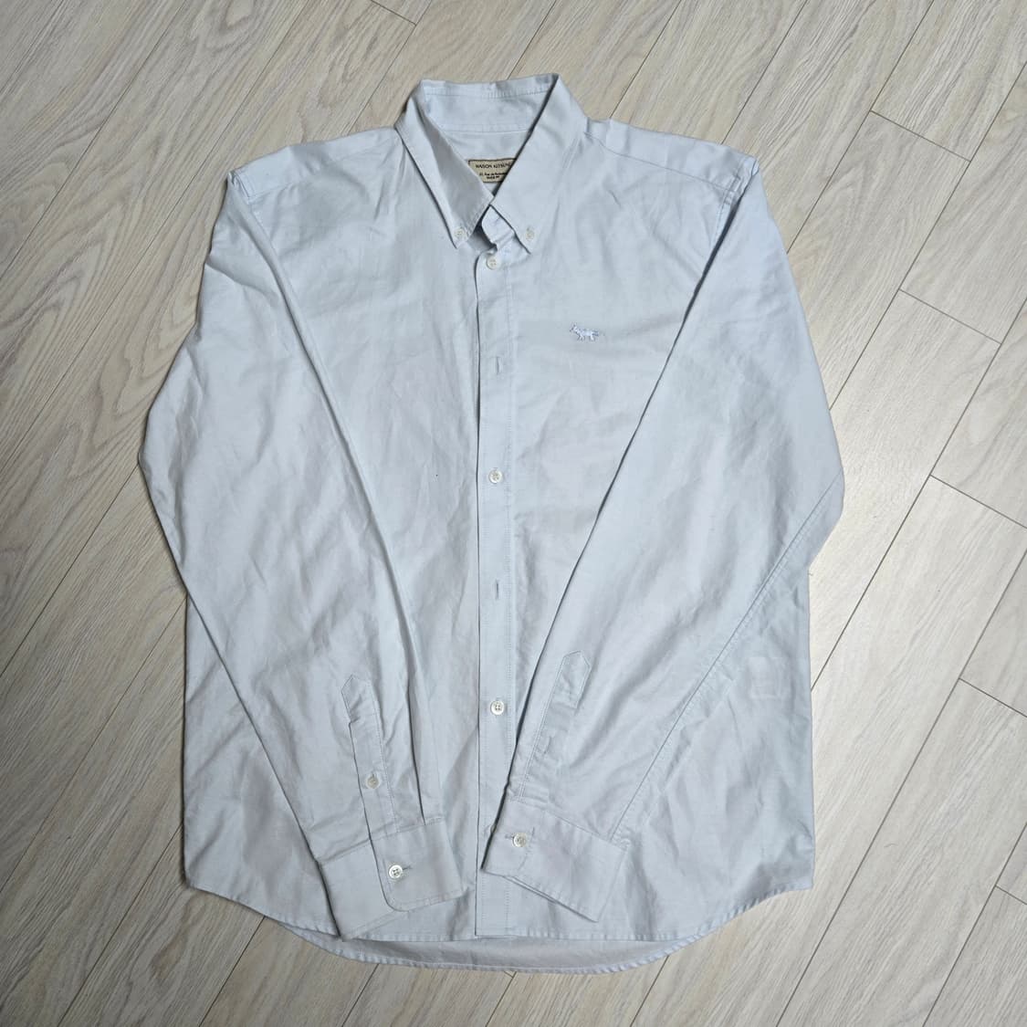 메종키츠네 폭스 헤드 자수 옥스퍼드 셔츠 상품이미지1