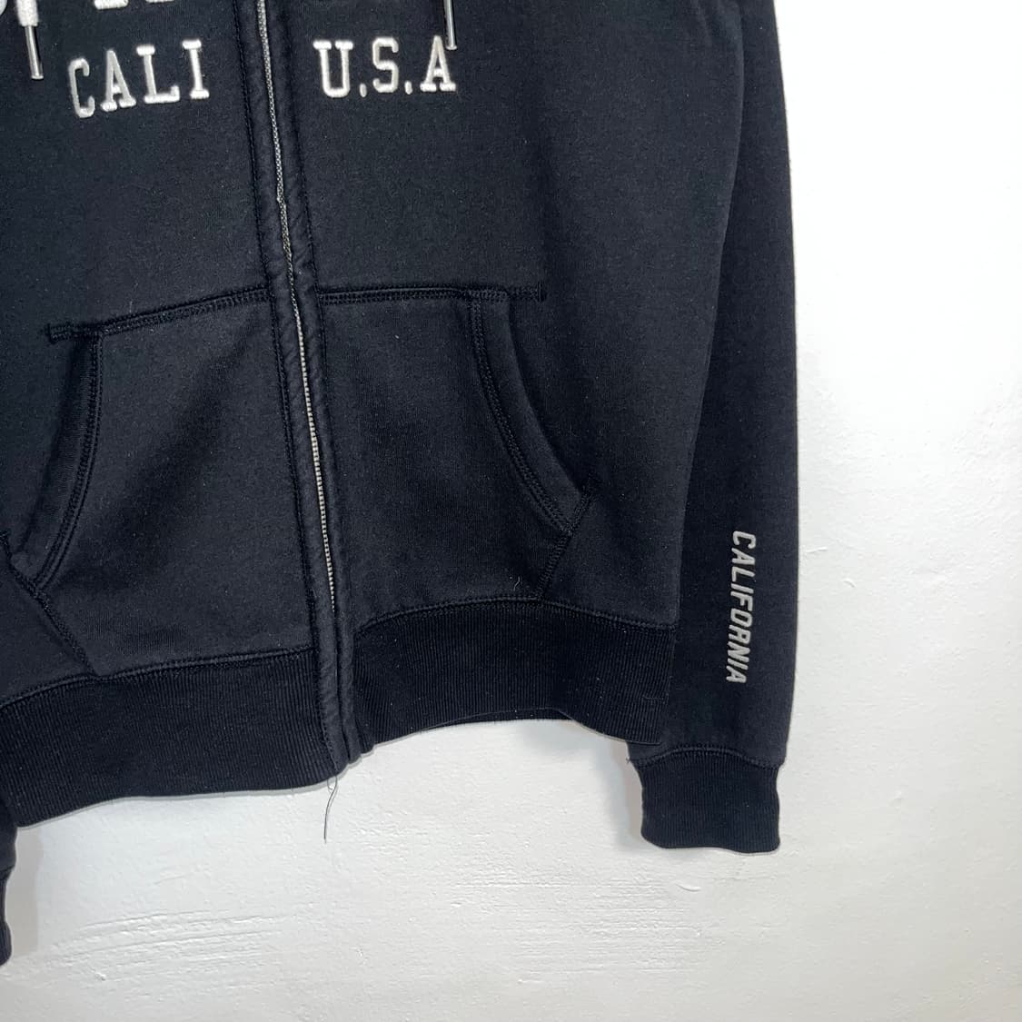 Who.A.U black hoodie zip-up 상품이미지6