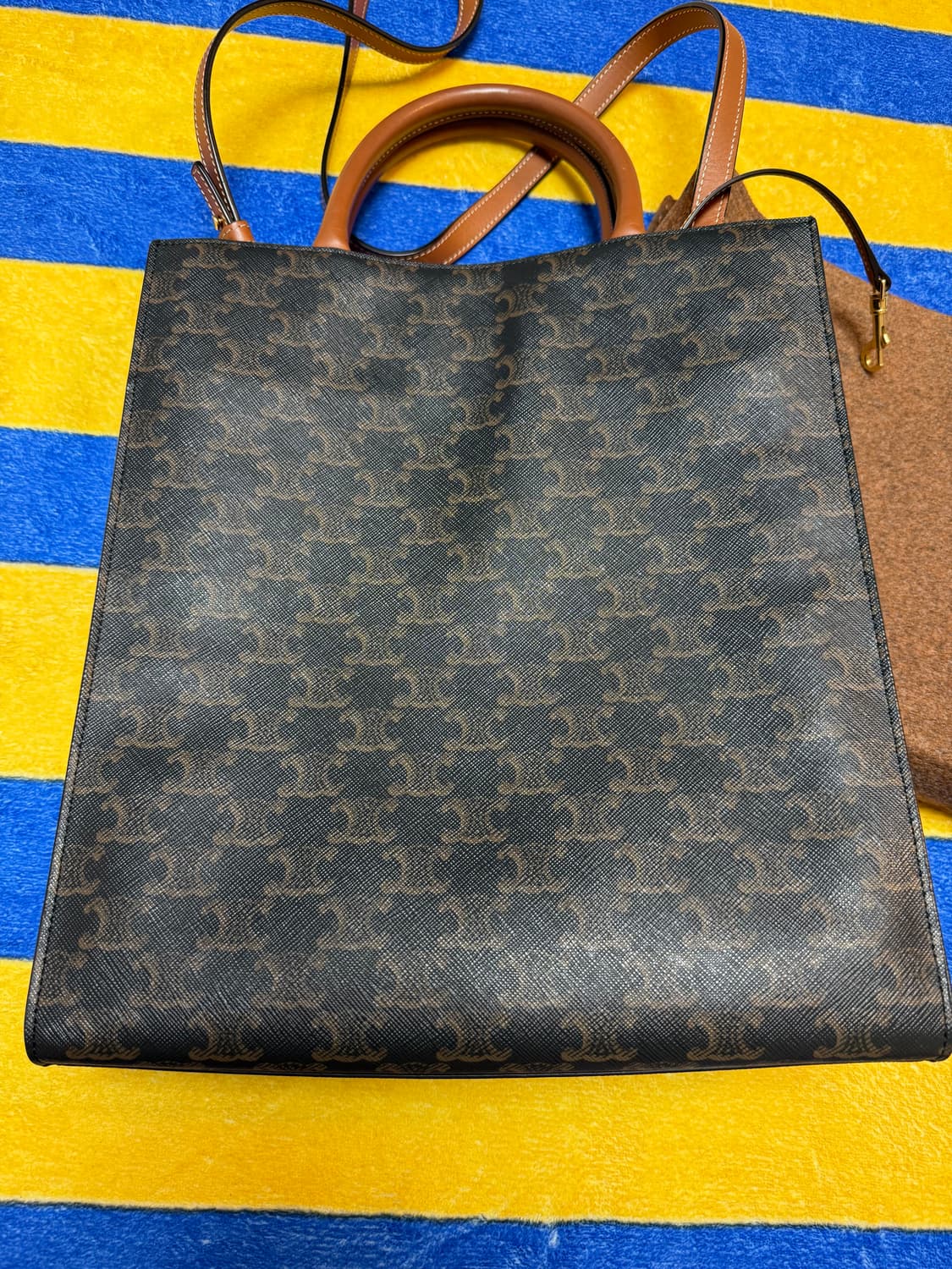 셀린느 트리오페 카바스백 스몰 토트백 상품이미지6