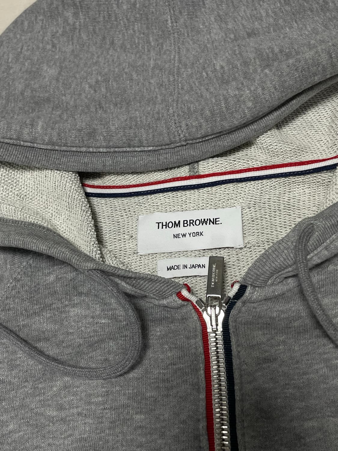 톰브라운 사선완장 후드집업 [5]  상품이미지4