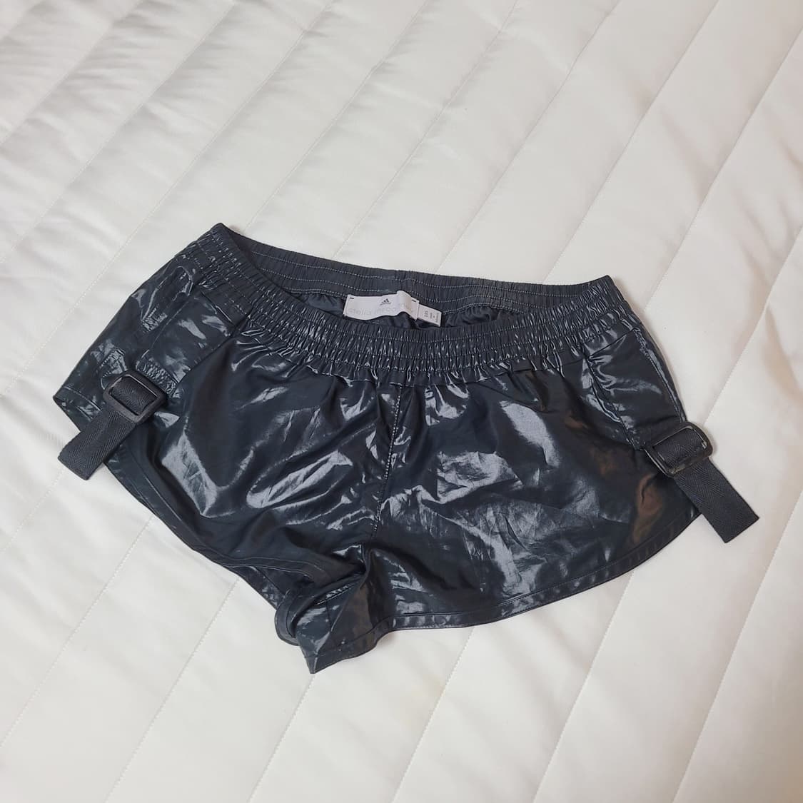 아디다스 × 스텔라맥카트니 러닝 숏츠 (표기사이즈 85) 상태최상 상품이미지1