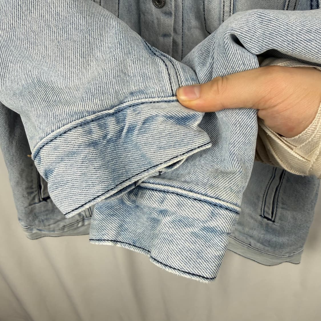 (S) 리바이스 퀄팅 안감 트러커 데님 연청 자켓 상품이미지4