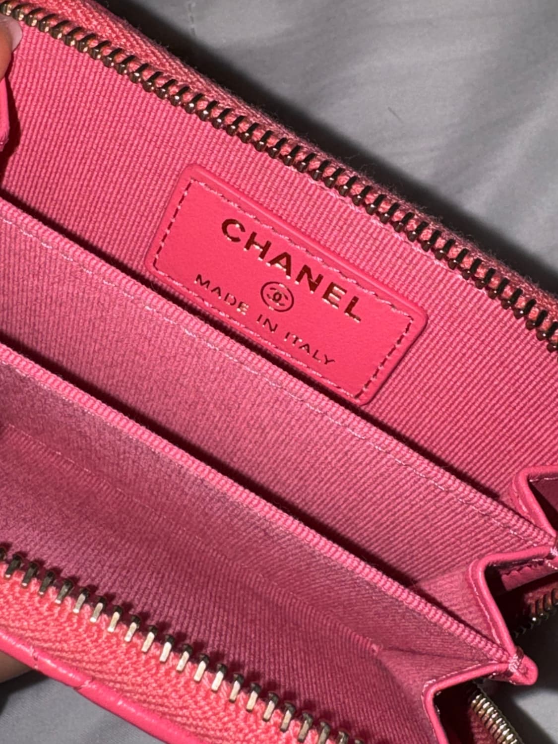 샤넬 23ss 하트 카드지갑 새상품 상품이미지4