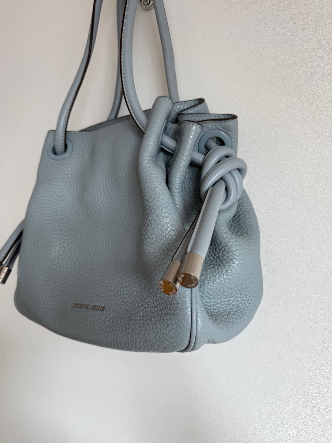 마이클코어스(MICHAEL KORS) 레더 숄더백 상품이미지3