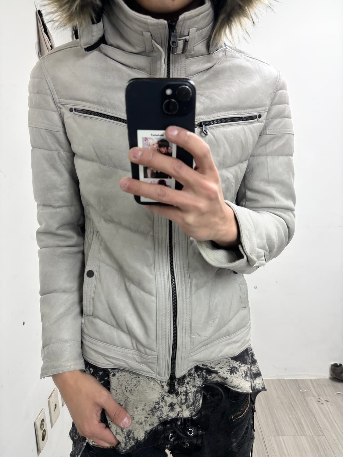 [HIDEAWAYS Nicole]VKEI Grey Leather Down 상품이미지6