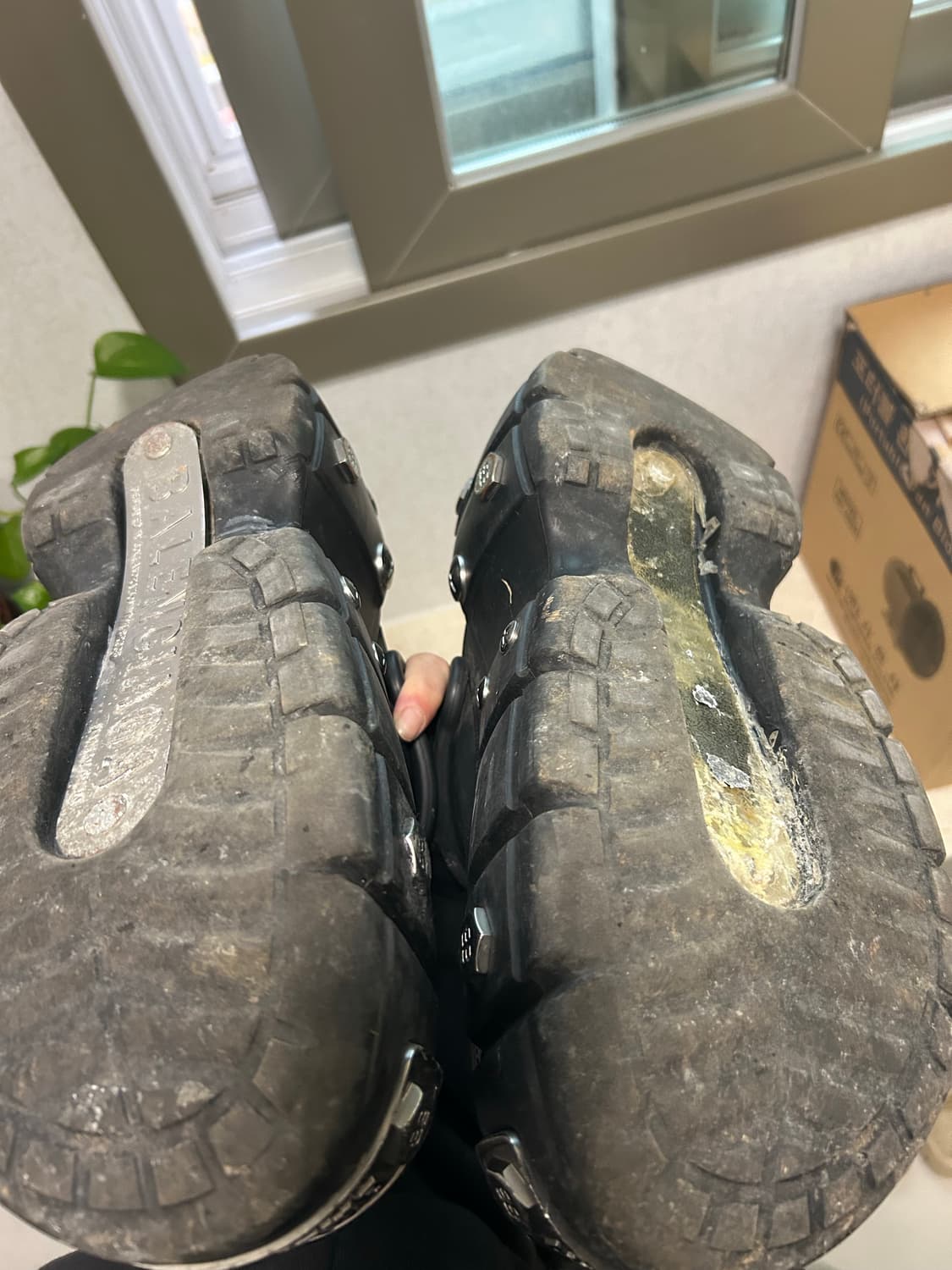 발렌시아가 하드크록스 42사이즈 상품이미지6