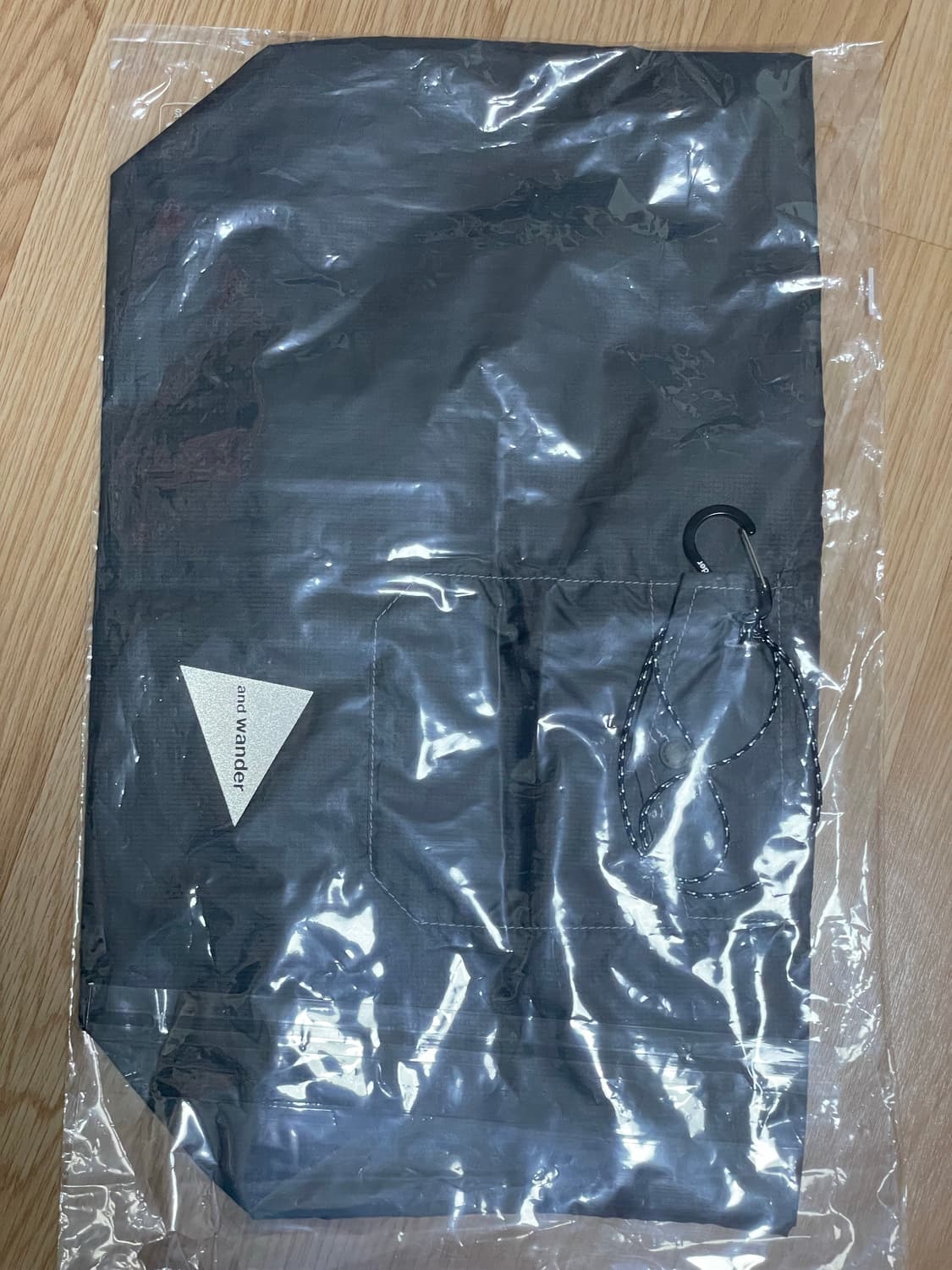 앤드원더 그로서리 포켓 백 그레이(✨새상품) 상품이미지2