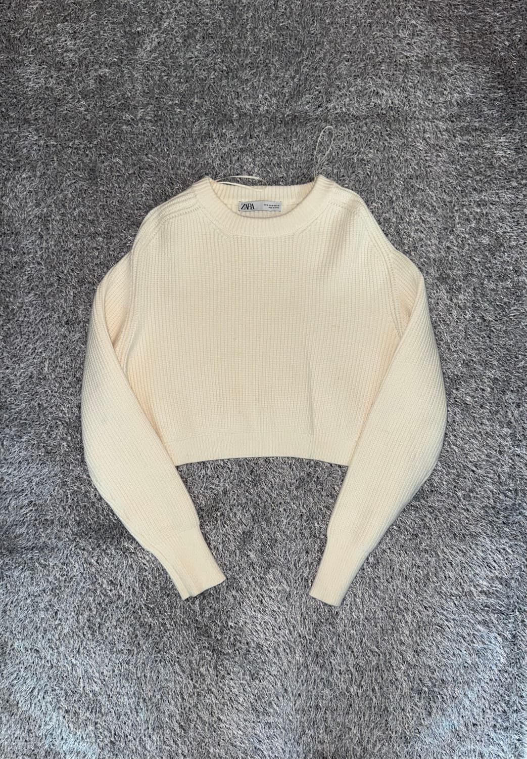자라 아이보리 크롭 니트 상품이미지1