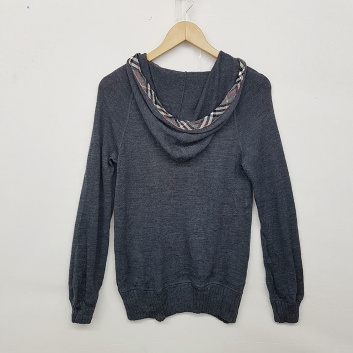 BURBERRY 버버리 블루라벨 후드 스웨터 차콜 상품이미지5