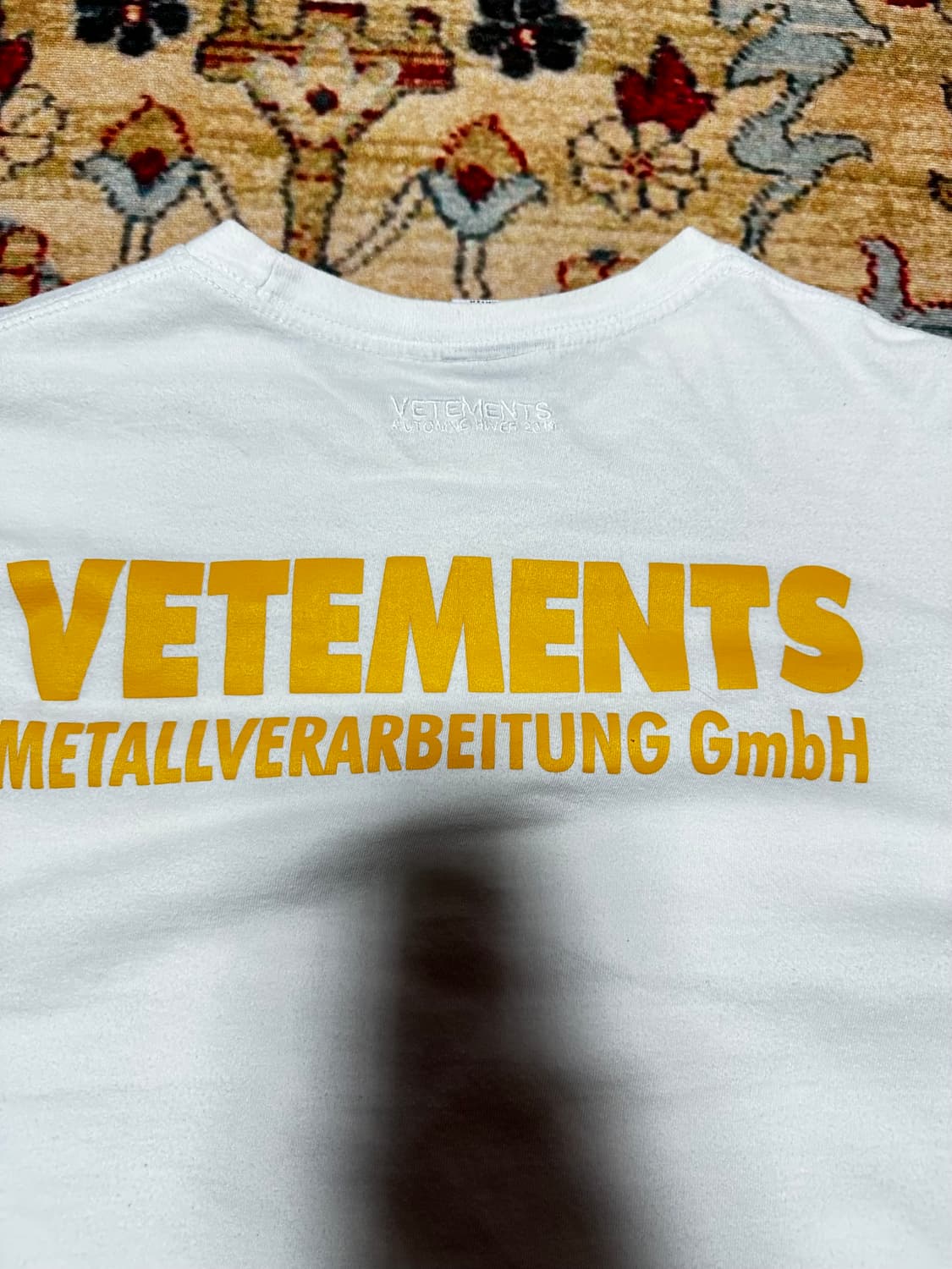 VETEMENTS Metallverarbeitung 반팔 티셔츠 상품이미지3