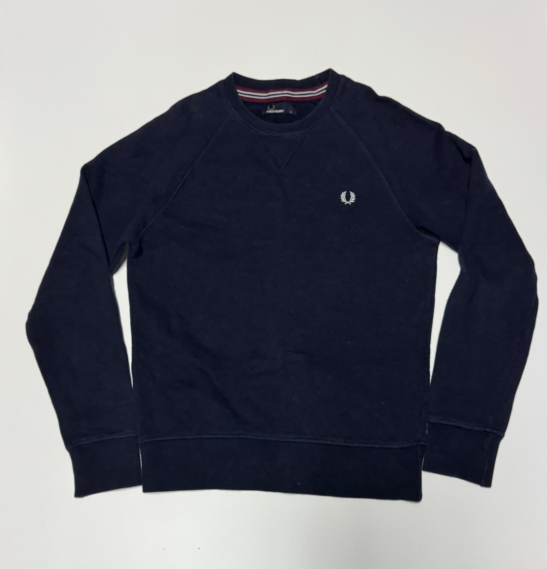 프레드페리 로고 스웻 맨투맨 S~M 네이비 상품이미지1