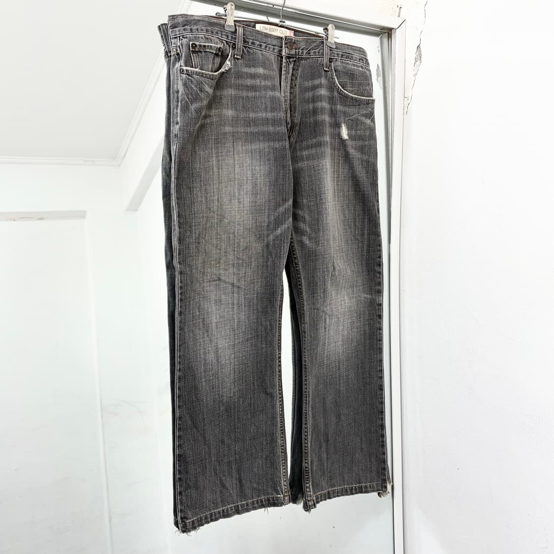 리바이스 527 흑청 부츠컷 데님 팬츠 상품이미지4