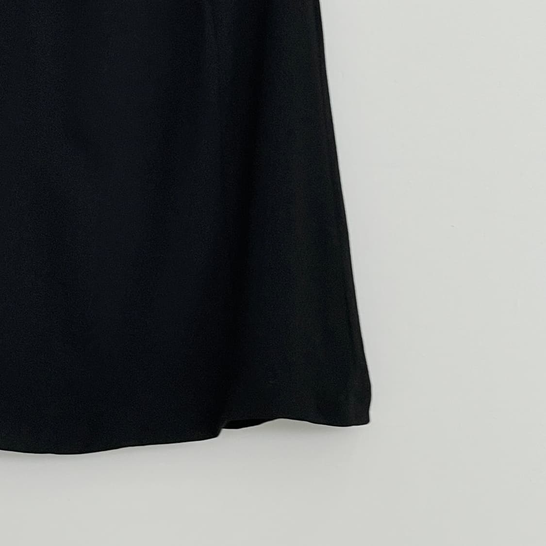 펜디 블랙 스커트 상품이미지4