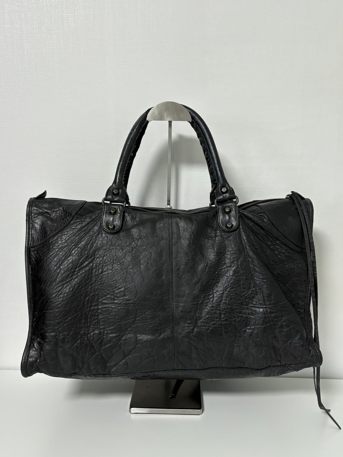 발렌시아가 워크 모터백 블랙 라지 상품이미지7