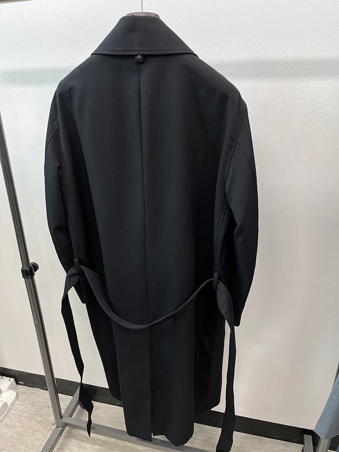 105) 알레그리 블랙 트렌치코트  상품이미지2