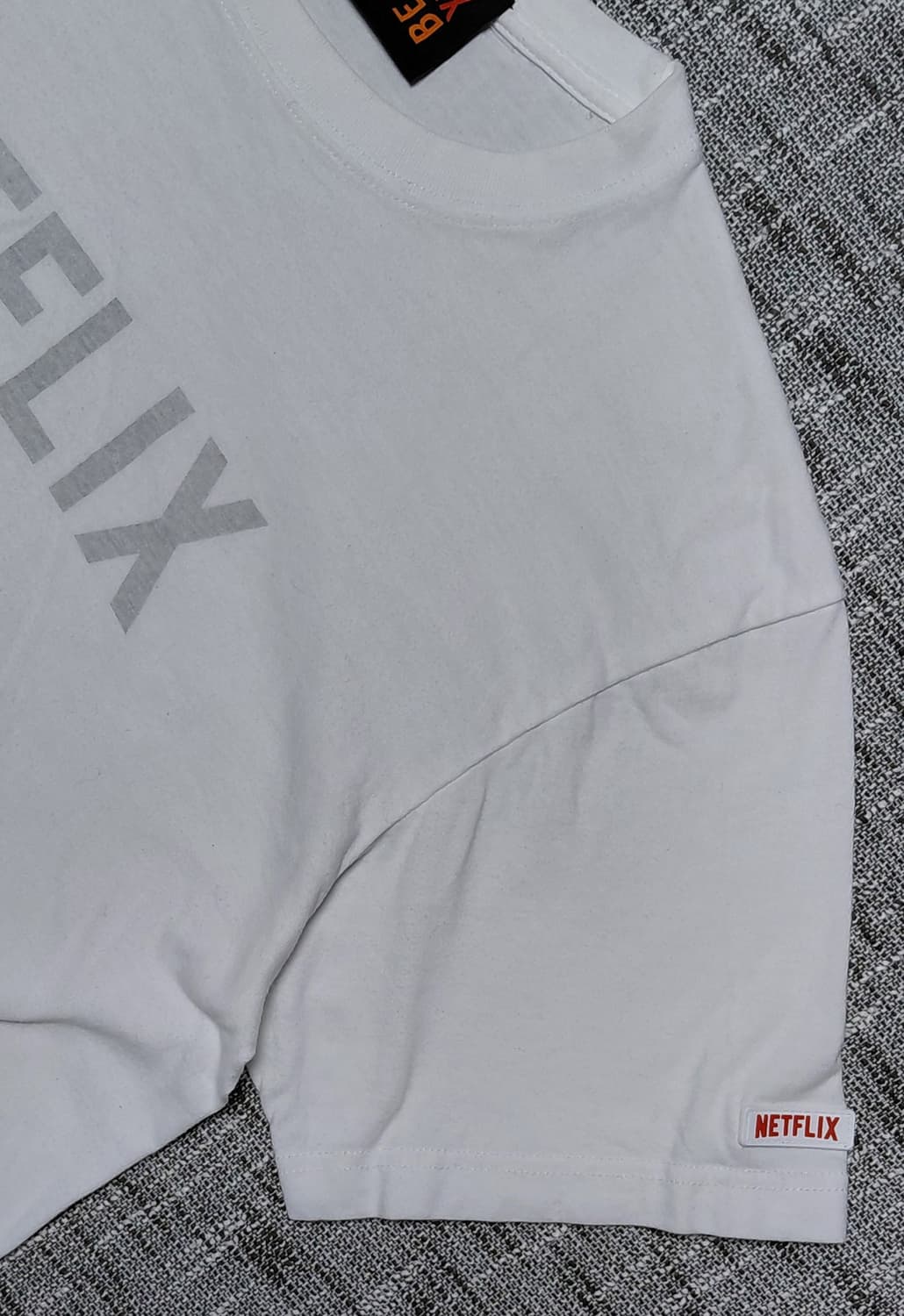 [L] NETFLIX x BEAMS 콜라보 빅 로고 티셔츠 상품이미지4