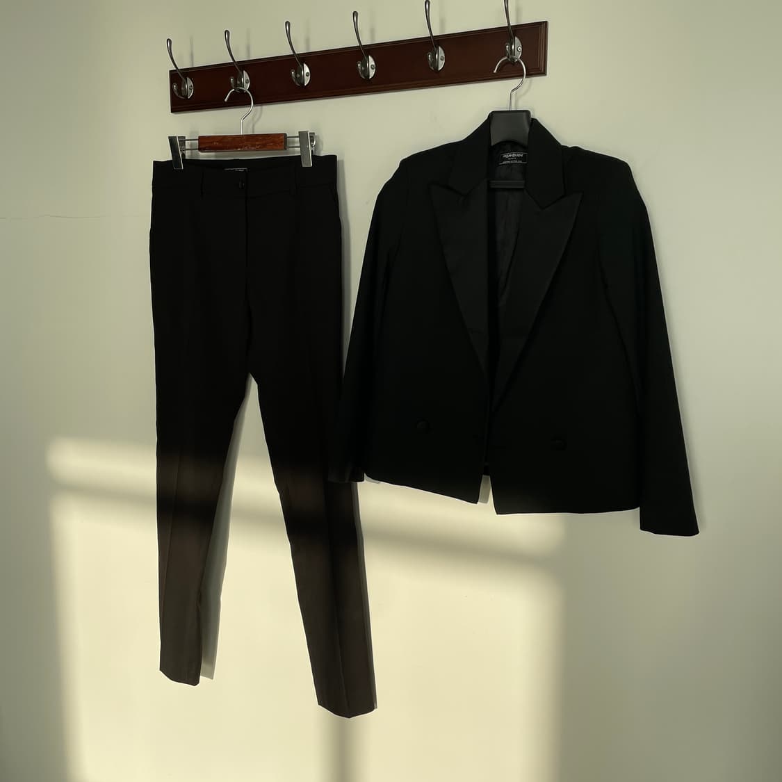 입생로랑 뷰티 유니폼 셋업 상품이미지1