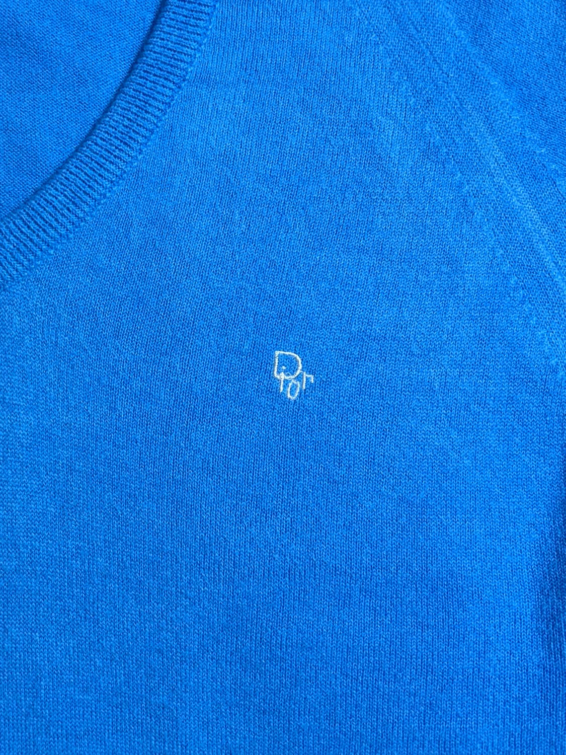 크리스찬디올 90‘s 베이비블루 오버핏 브이넥 니트  상품이미지5