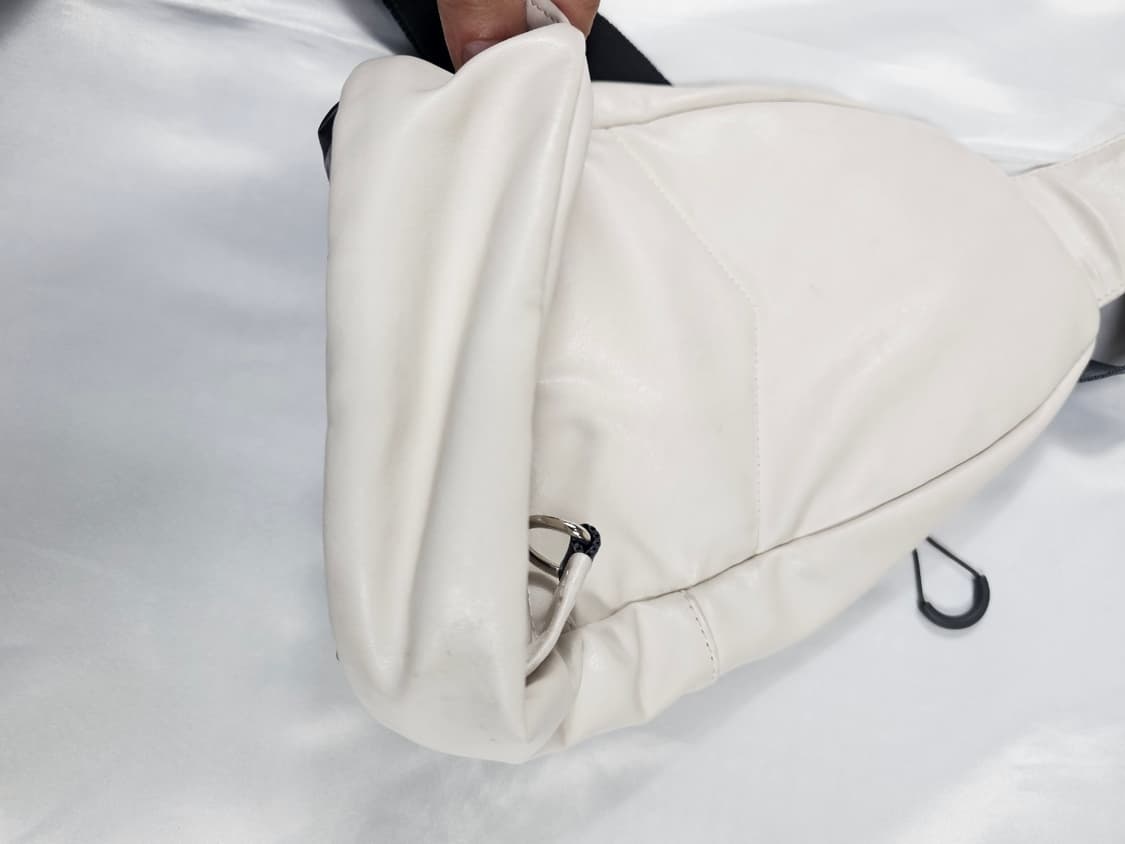 미스치프슬링백 상품이미지3