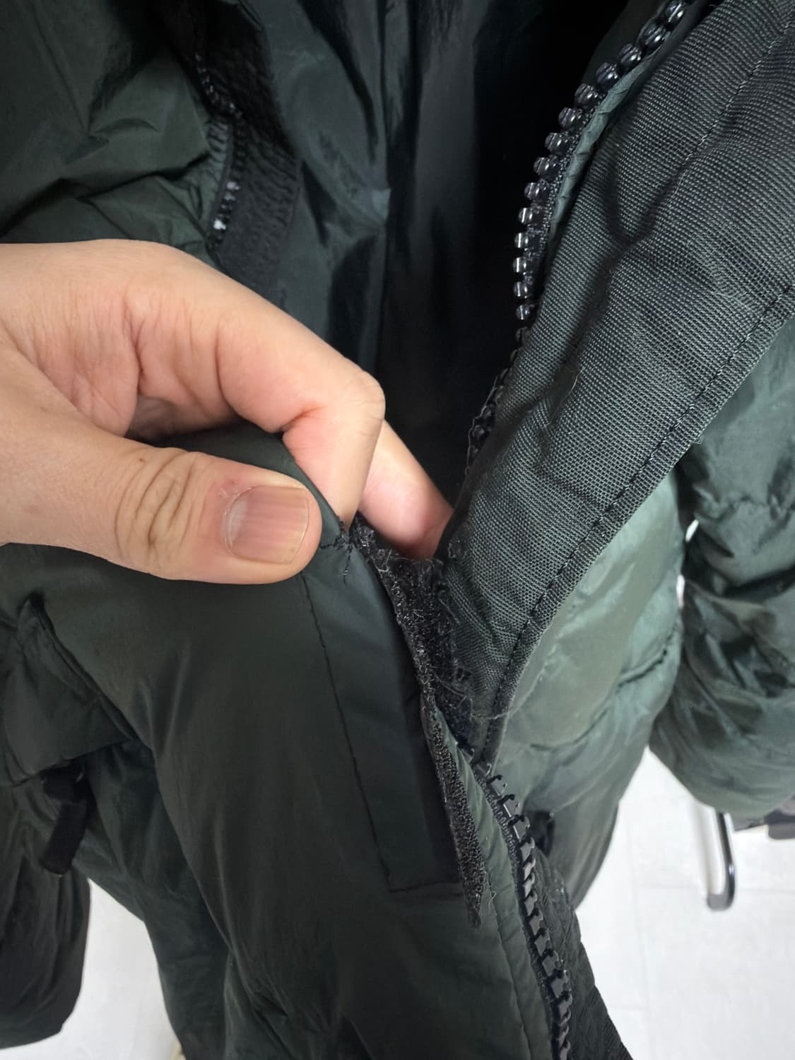 [백화점판, XL] 스톤아일랜드 크링클랩스 패딩 카키 상품이미지7