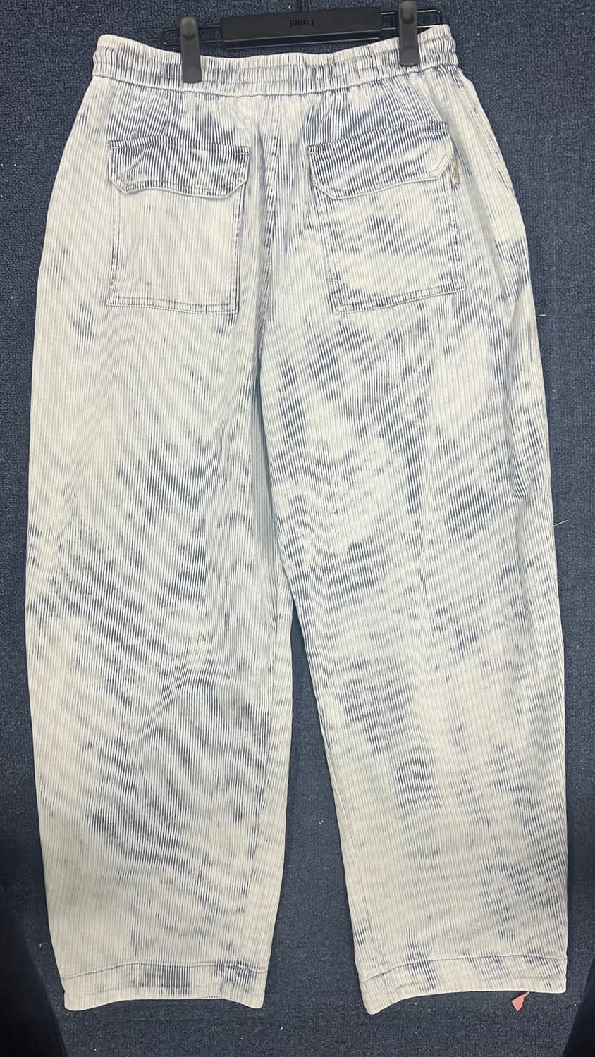 준지 26ss 꼼비네종 쿠로키 스트라이프 팬츠 46사이즈(정품100%) 상품이미지2