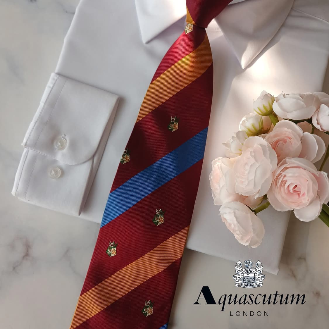 아쿠아스큐텀 와인 스트라이프 엠블럼 넥타이 9.5cm A등급 A19113 상품이미지1