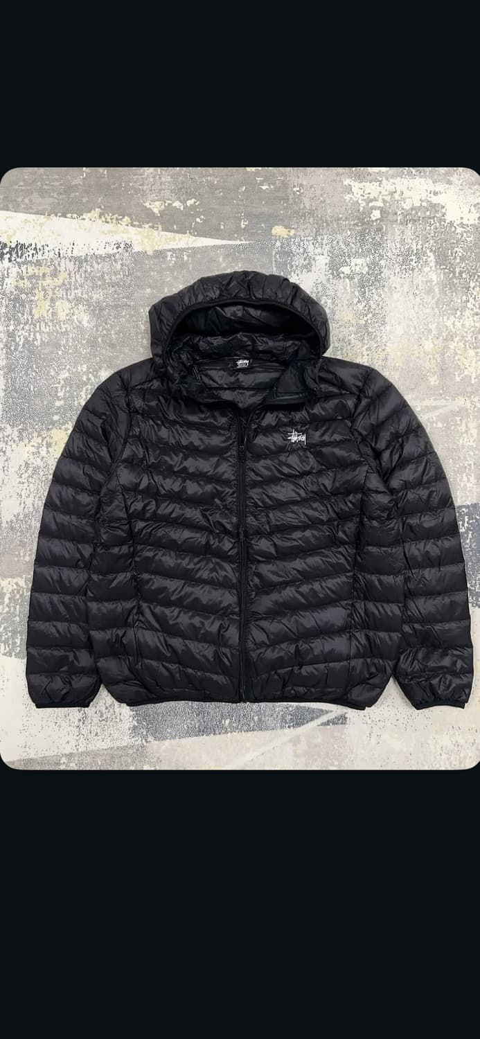 스투시 블랙 경량패딩 상품이미지1