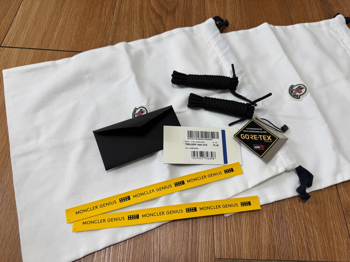 <신품급> Moncler 몽클레어 트레일그립 하이 GTX 40 프라그먼트 상품이미지8