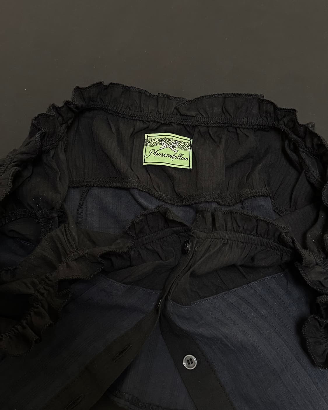 플리즈노팔로우 Cindy Shirt Top (Black/Cool Char 상품이미지5