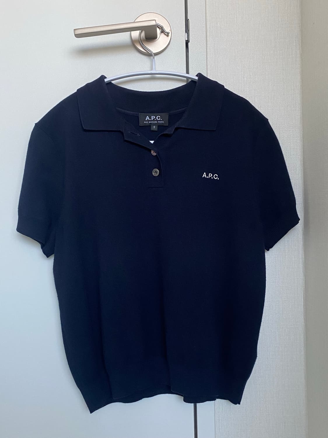 A.P.C 로고 폴로 반팔용 니트 상품이미지1