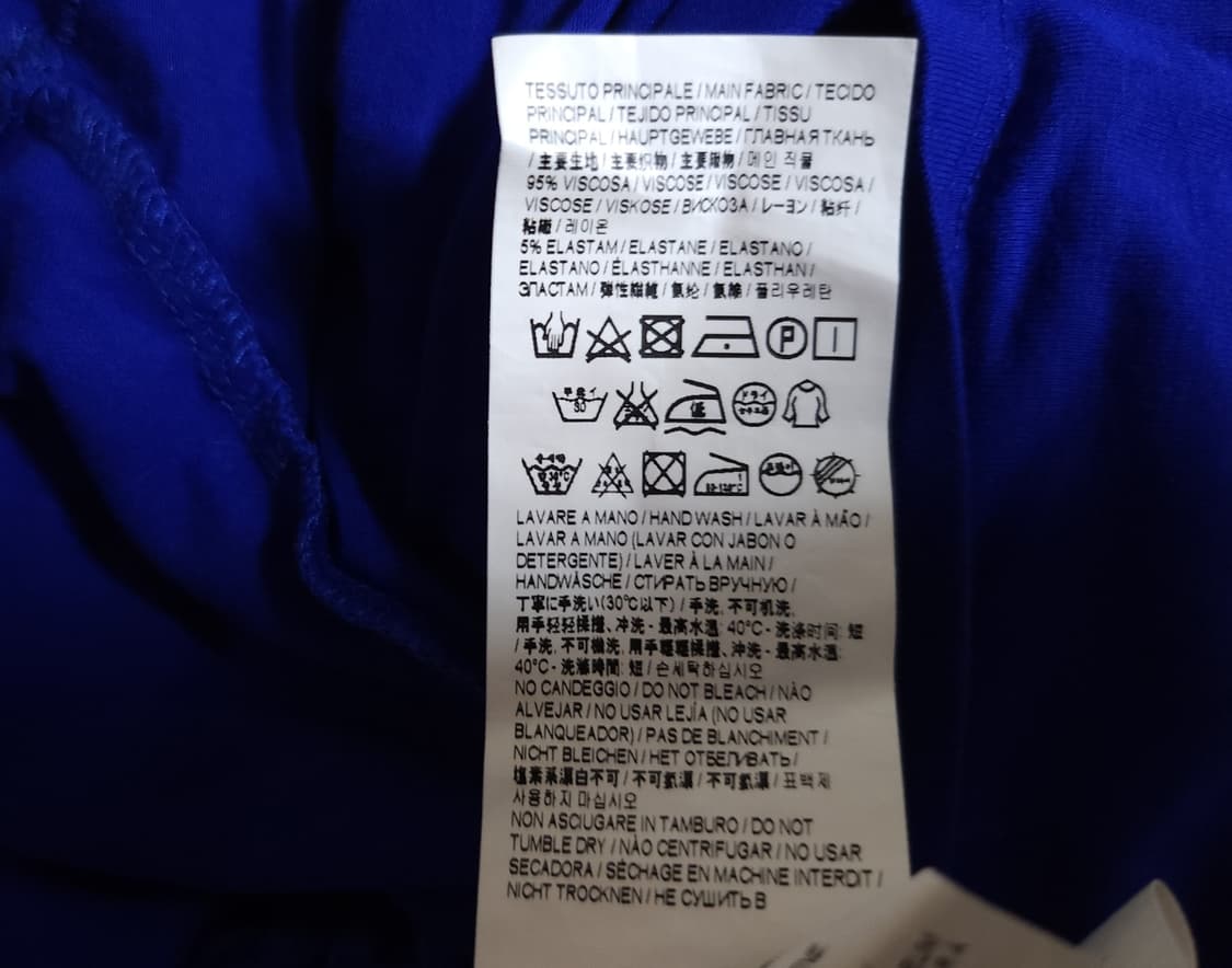 포나리나 어깨리본묶음 빅프린팅 스판티셔츠 F

 상품이미지10