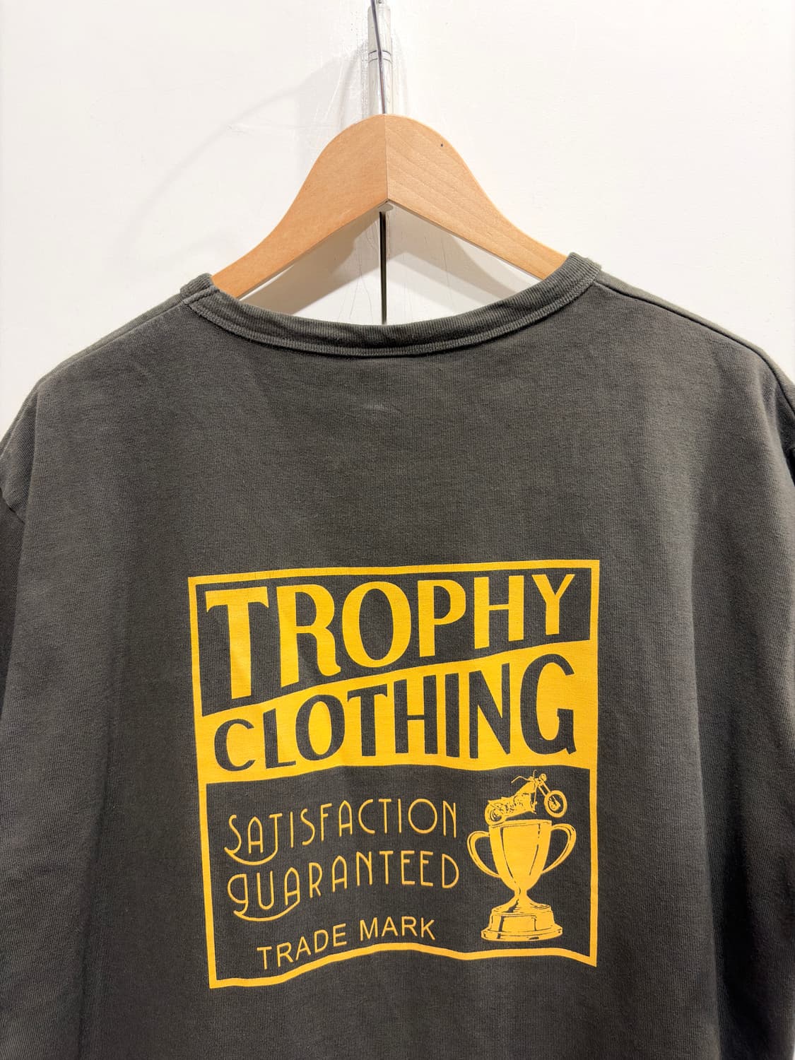 트로피 클로딩 박스 로고 포켓 반팔 티셔츠 상품이미지2