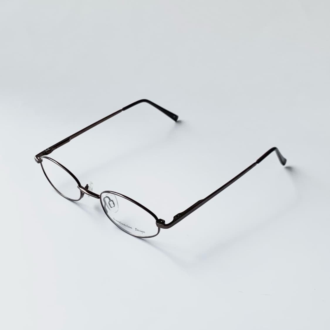 [픽키-693] 브라운 메탈 풀프레임 안경 슬림 오벌 클래식 미니멀 상품이미지4