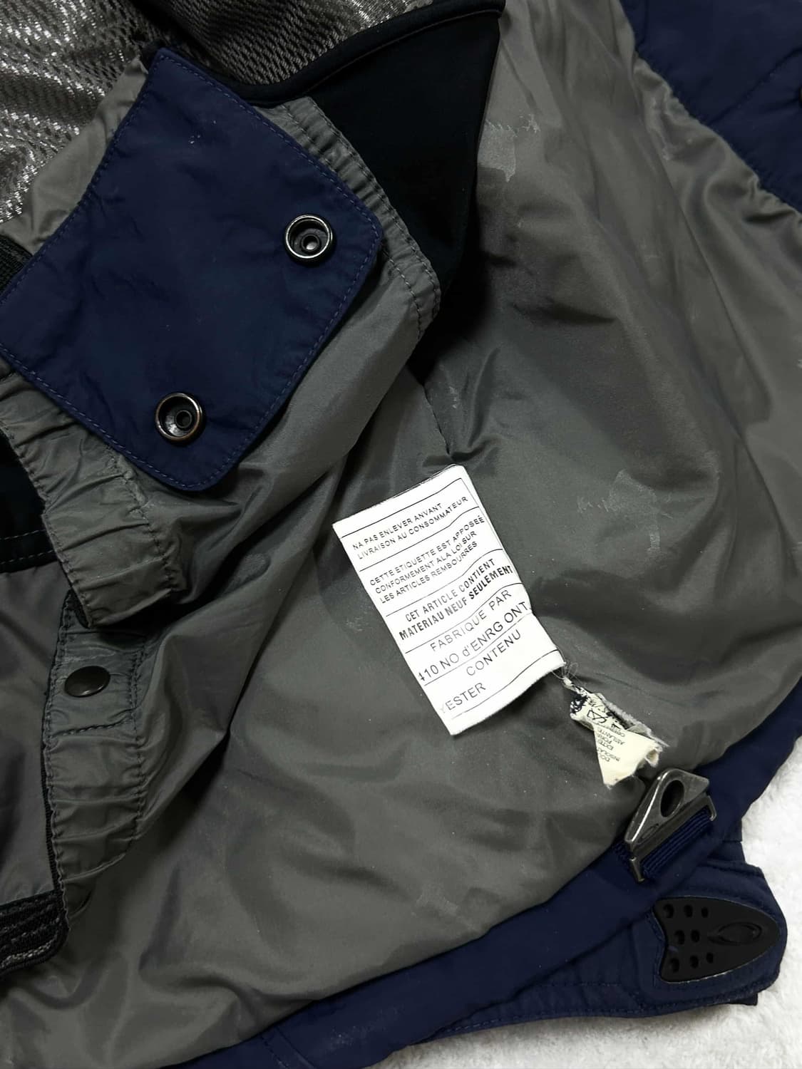 오클리 센터로고 누빔 바람막이 상품이미지8