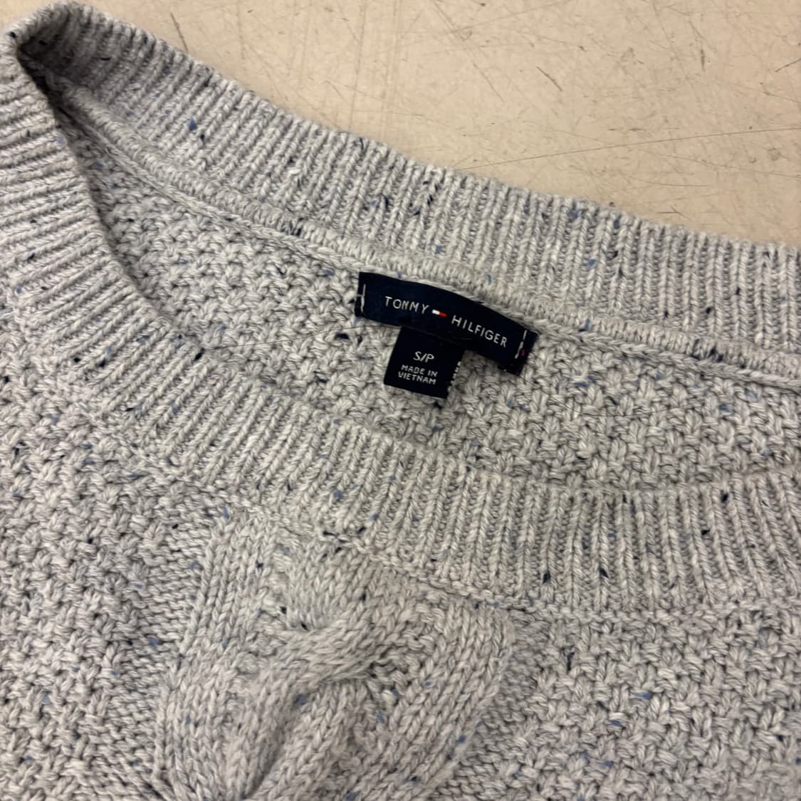 타미힐피거 그레이 케이블 니트 상품이미지3