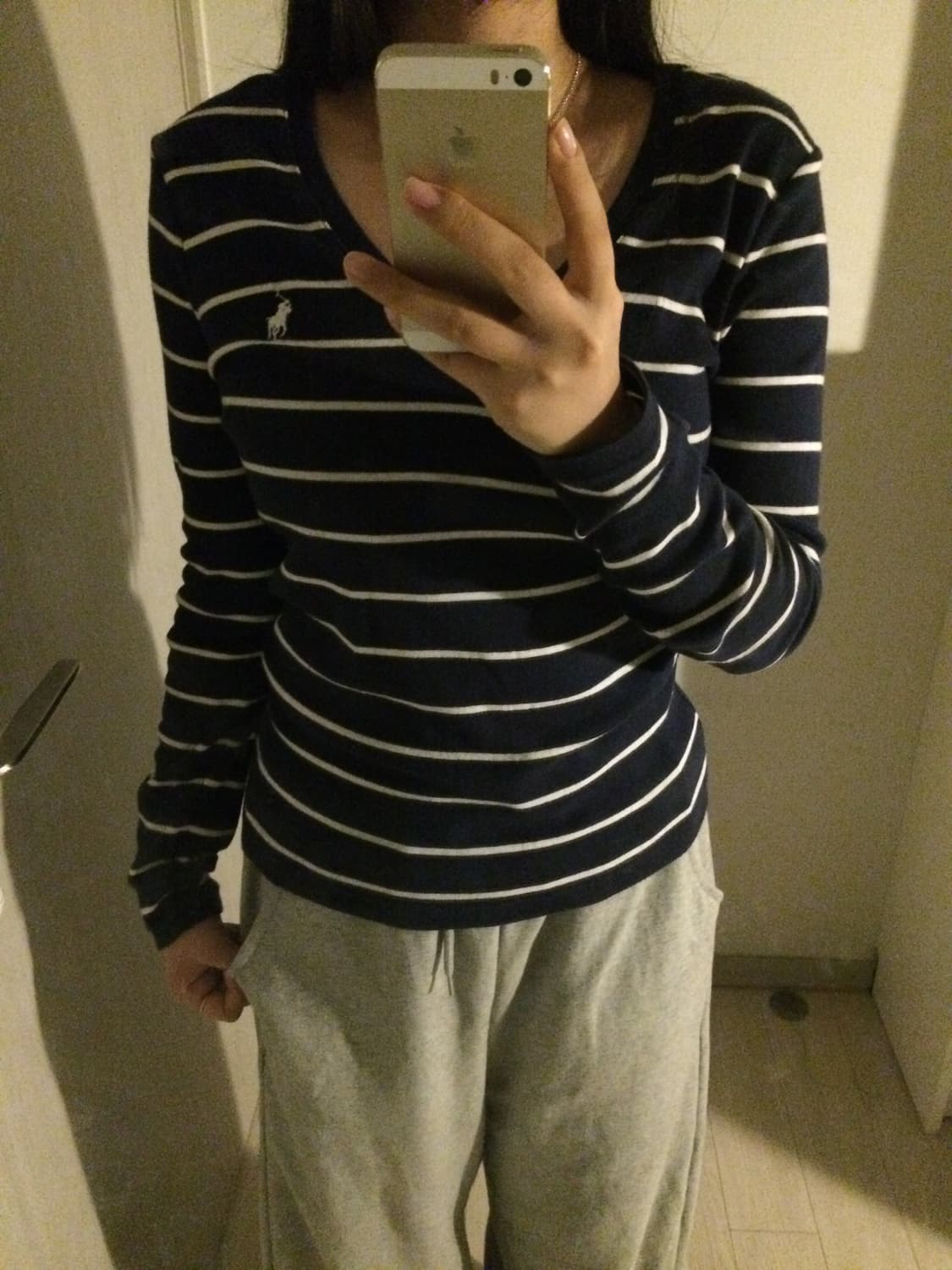 폴로 브이넥 스프라이트 네이비 긴팔티  상품이미지3