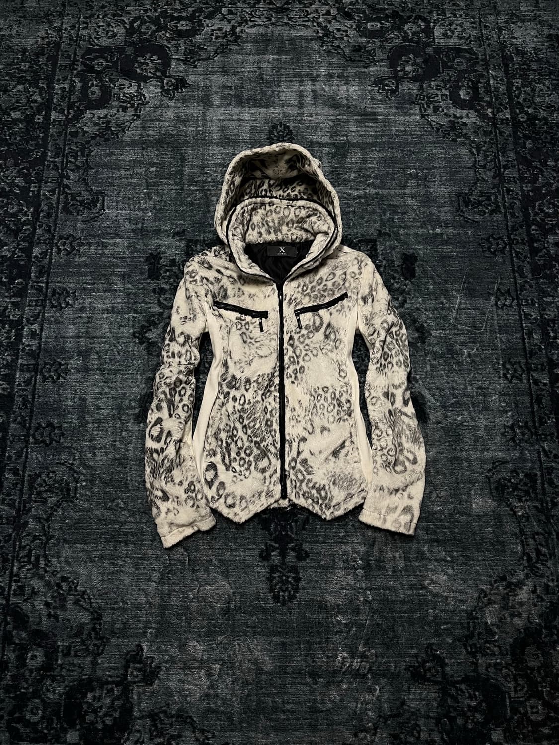 Xfrm 00s snow leopard fur jacket 상품이미지1
