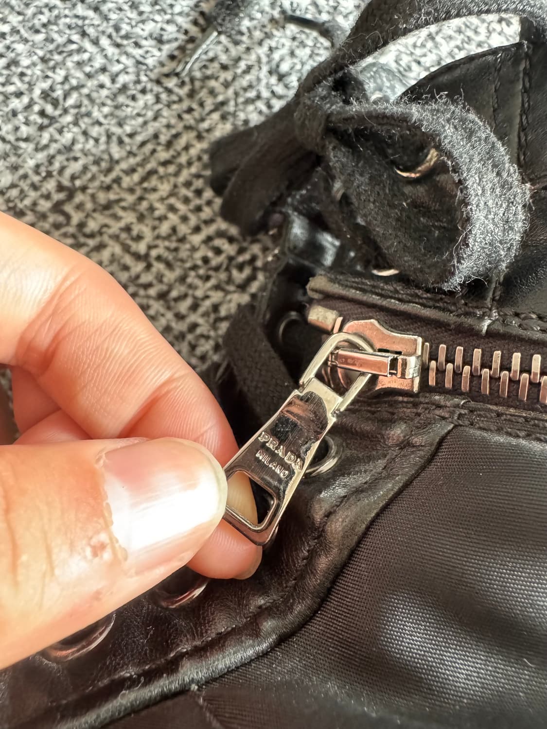 프라다 레더 하이탑 상품이미지3