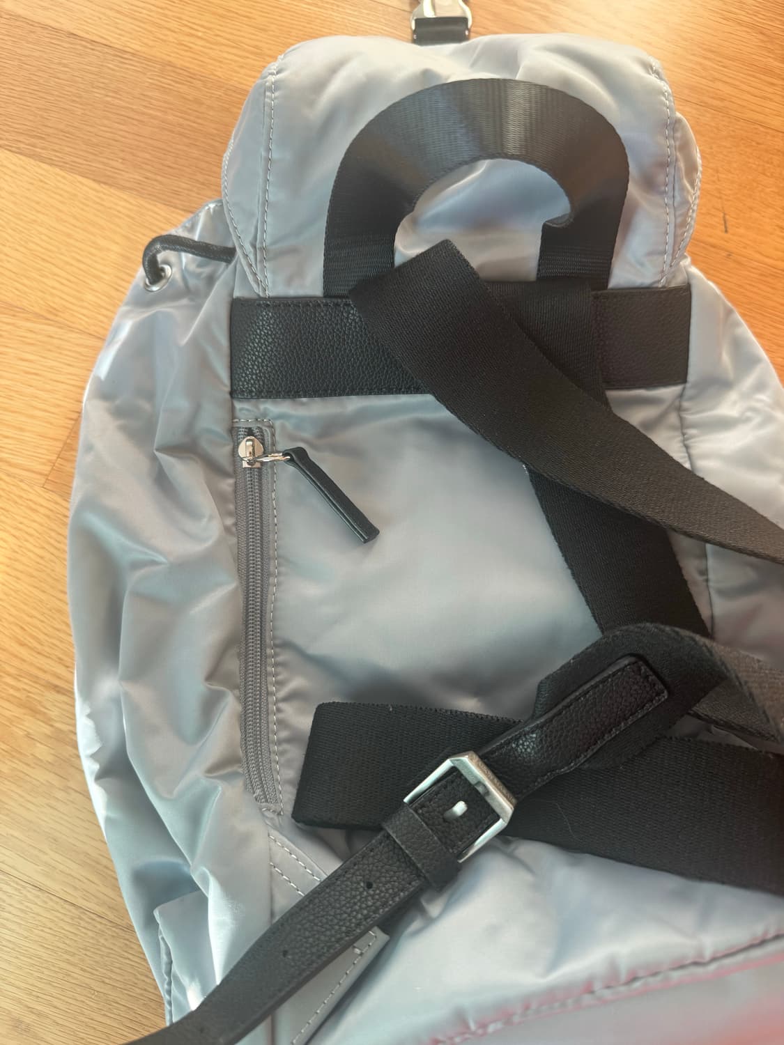 매종마레 버클 나일론 백팩 라이트그레이 상품이미지6