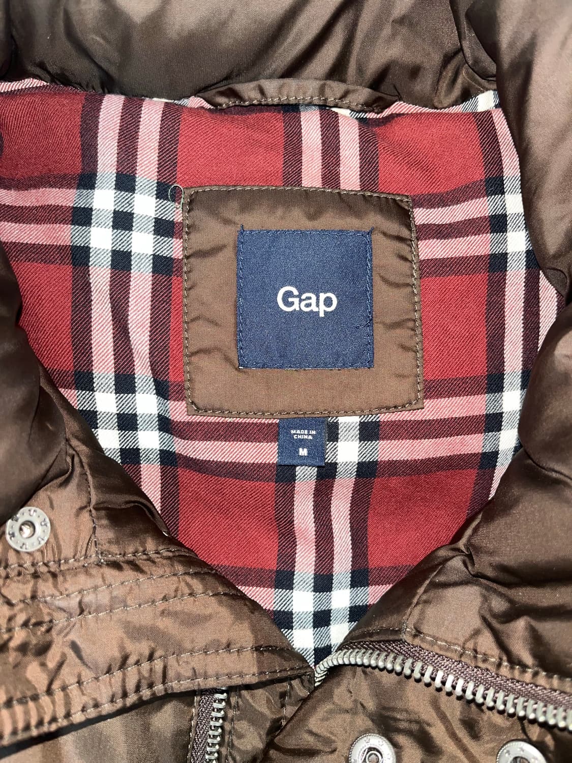 Gap 패딩조끼 브라운 상품이미지4