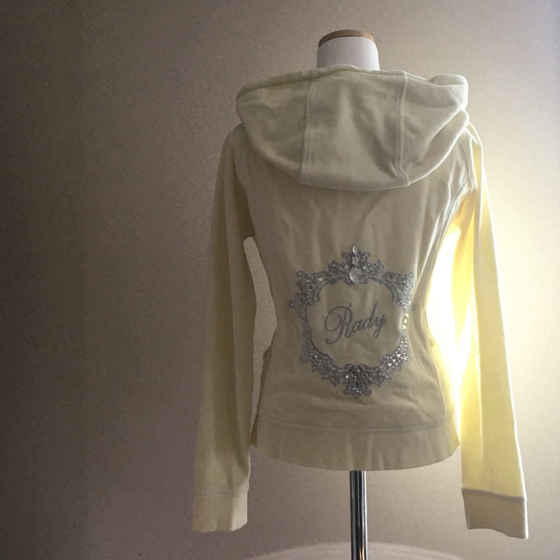 rady 벨벳 후드집업 갸루 상품이미지2