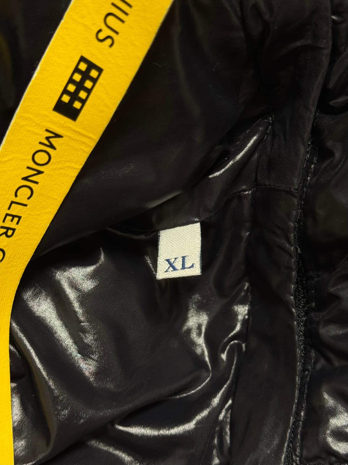 몽클레어 x 바버 콜라보 왁스드 패딩 XL(105-110) 국내판 상품이미지2